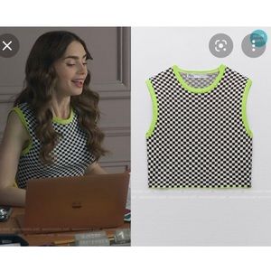 RARE! NWOT “EMILY IN PARIS” Zara Black & White & Neon Mod Checkered Crop Top - M